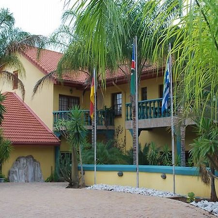 Makalani Hotel تسومب المظهر الخارجي الصورة