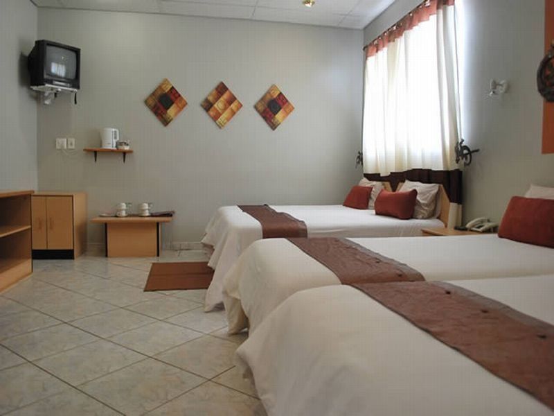 Makalani Hotel تسومب المظهر الخارجي الصورة