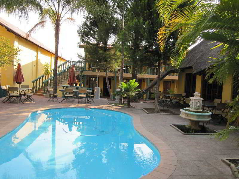 Makalani Hotel تسومب المظهر الخارجي الصورة